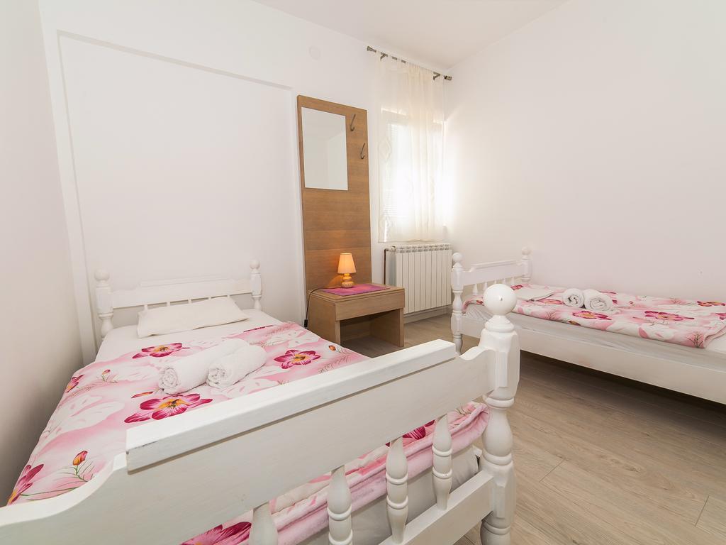 Apartments Midzor Petrovac Kültér fotó